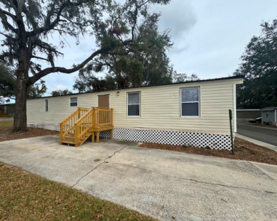 Mobile Home at 1221 N Valrico Rd, Lot 59 Valrico, FL 33594