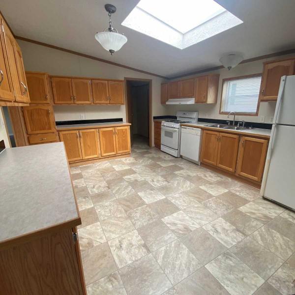2000 Dutch Manufactured Home