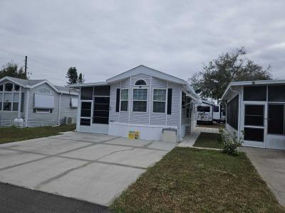 Photo 4 of 40 of home located at 8039 Old Country Rd. 54 Lot 45 New Port Richey, FL 34653