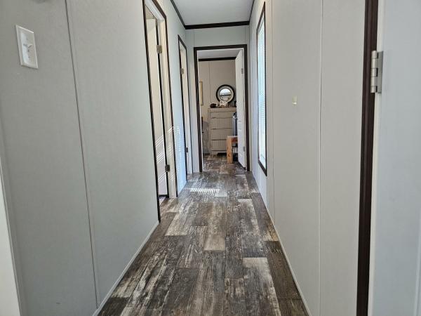 2020 Fleetwood Economy Mobile Home