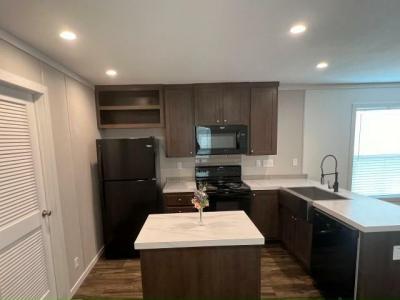 Photo 2 of 15 of home located at 1501 South Airport Drive #194 Weslaco, TX 78596