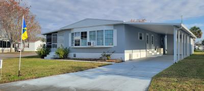 Photo 2 of 13 of home located at 7805 Swordfish Lane Orlando, FL 32822