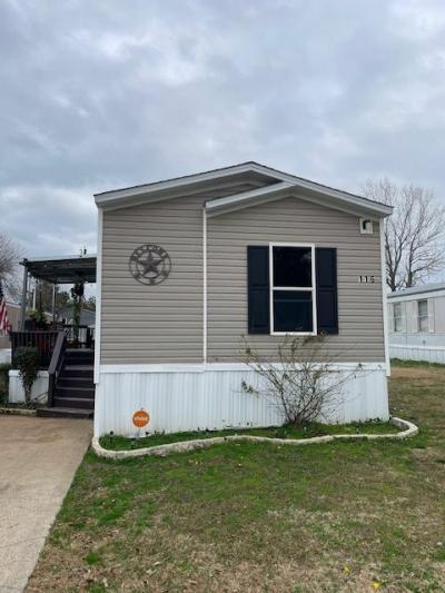 Mobile Home at 14311 Skyfrost Dr Lot #116 Dallas, TX 75253