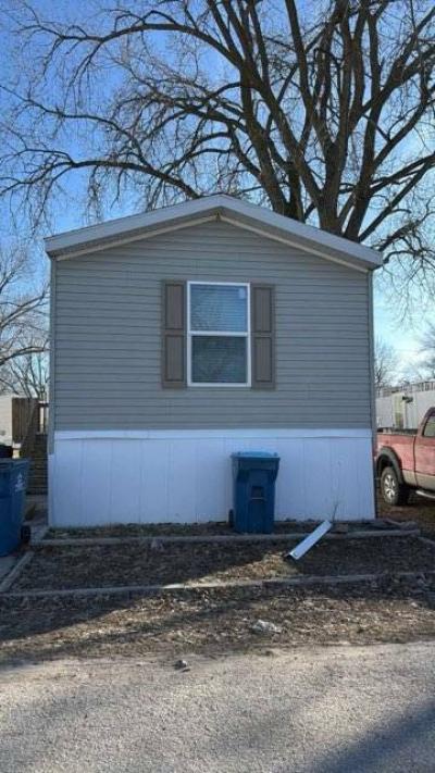 Mobile Home at 123 W. 14th St , #123 Coal Valley, IL 61240