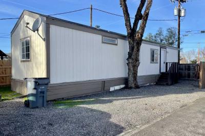 Mobile Home at 833 W Jackson Street, #13 Medford, OR 97501