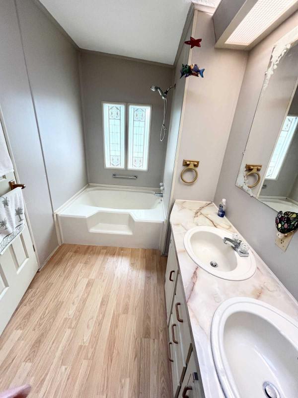 1987 Meri Manufactured Home