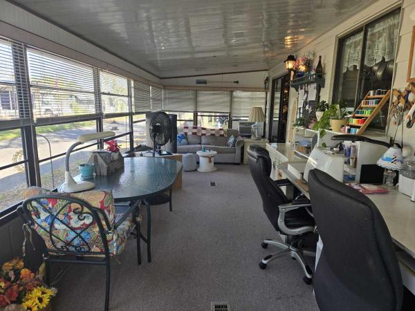 1983 Palm Harbor Manufactured Home