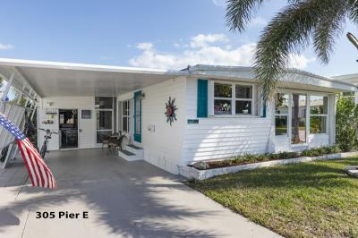 Mobile Home at 305 Pier E Naples, FL 34112