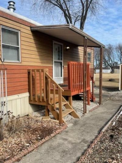 Mobile Home at 32561 N East Lane Grayslake, IL 60030