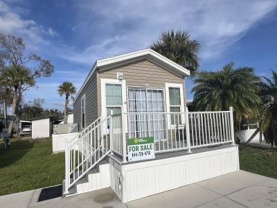 Photo 2 of 8 of home located at 35711 Washington Loop Road Punta Gorda, FL 33982