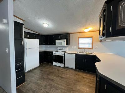 Mobile Home at 4210 Wellington Jackson, MI 49201