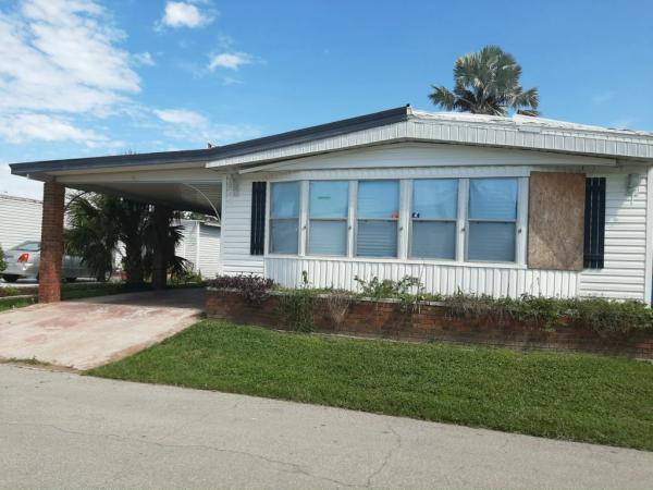 Photo 1 of 1 of home located at 579 Plaza Del Sol North Fort Myers, FL 33917