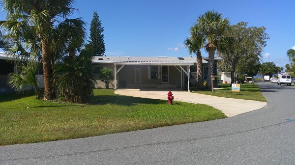 1990 Homes of Merit Mobile Home For Sale