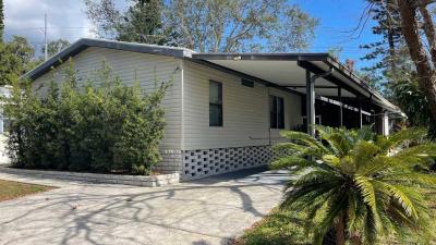 Mobile Home at 3706 Winward Lakes Drive Tampa, FL 33611