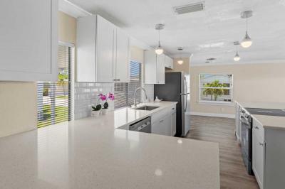 Photo 3 of 26 of home located at 2039 Seagrape Court Naples, FL 34110