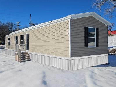 Mobile Home at 8814 E 18th Pl Lot 39 Kansas City, MO 64126