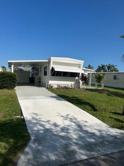 Mobile Home at 9 Mediterranean West Port St Lucie, FL 34952