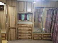 1987 Oakwood Mobile Home