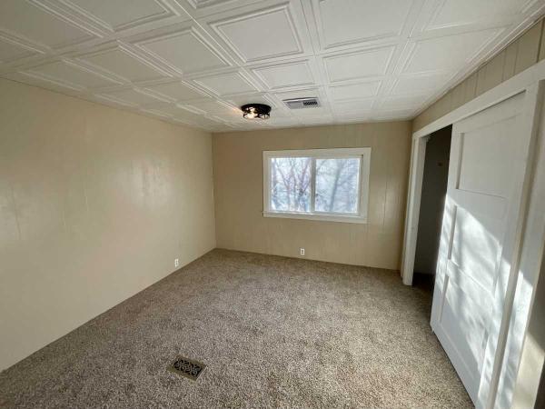 1976 Kaufman & Broad Sahara Manufactured Home