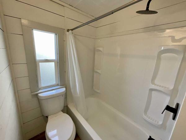 1976 Kaufman & Broad Sahara Manufactured Home