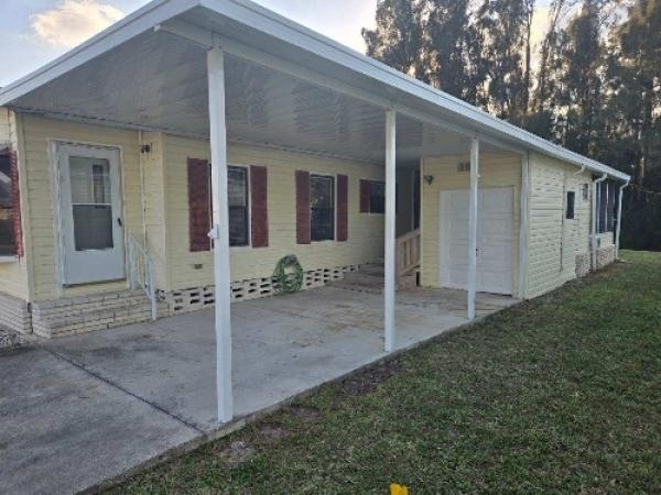 1990 MERIT Manufactured Home