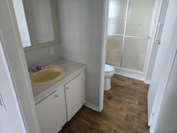 1990 MERIT Manufactured Home
