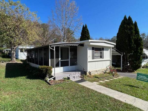 Photo 1 of 2 of home located at 29 Blue Spruce Ln. Hendersonville, NC 28739