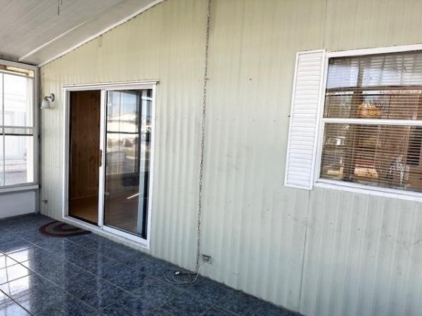 1984 Barrington Manufactured Home