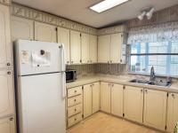1984 Barrington Manufactured Home