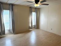 1984 Barrington Manufactured Home