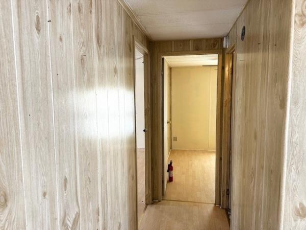 1984 Barrington Manufactured Home