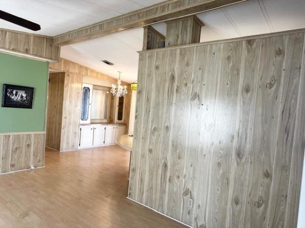 1984 Barrington Manufactured Home