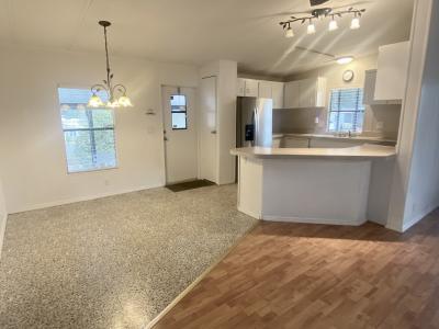 Photo 2 of 14 of home located at 1205 Dover Circle Apopka, FL 32703
