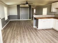 1986 Oak Creek Homes Cedar Ridge Mobile Home