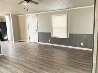 1986 Oak Creek Homes Cedar Ridge Mobile Home