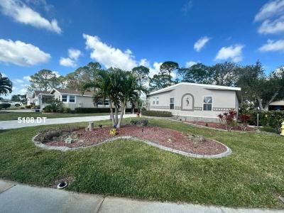 Mobile Home at 5108 Avenida Del Tura North Fort Myers, FL 33903