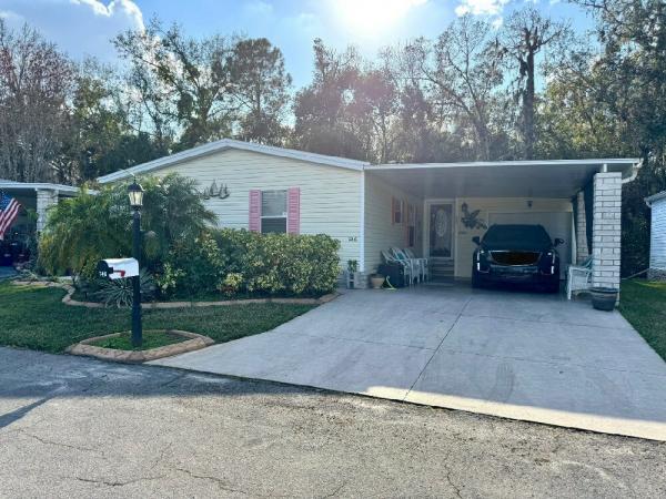 Photo 1 of 2 of home located at 746 Gladiola Drive Auburndale, FL 33823