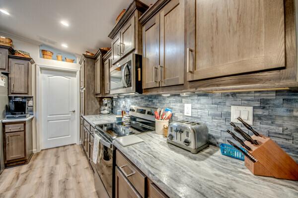 2021 Champion Manufactured Home