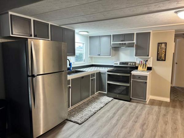 1972 HOME Manufactured Home
