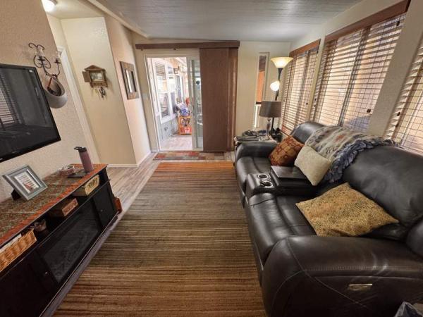 2015 Champion Manufactured Home