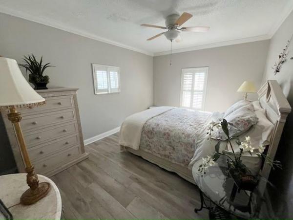 1984 Isla Manufactured Home