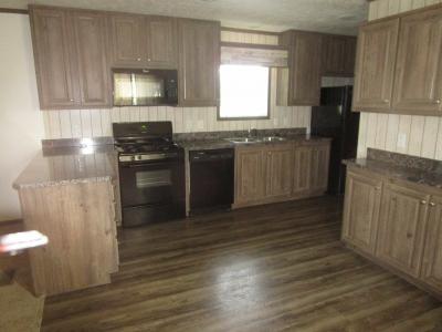 Mobile Home at 1001 Mayflower Road #209 South Bend, IN 46619