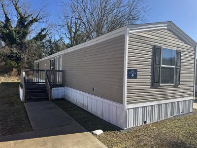 Mobile Home at 2 Eaglewood Loop Lumberton, NC 28358