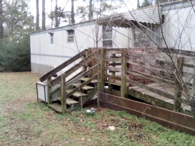 Mobile Home at 11147 Pauline St Castalia, NC 27816