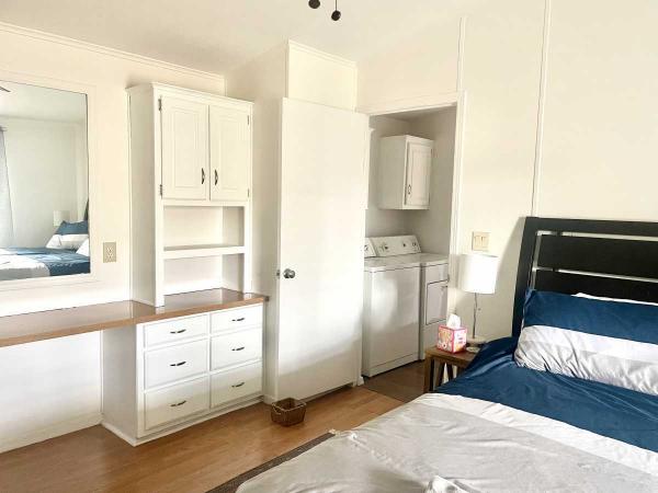 1994 Schult Manufactured Home