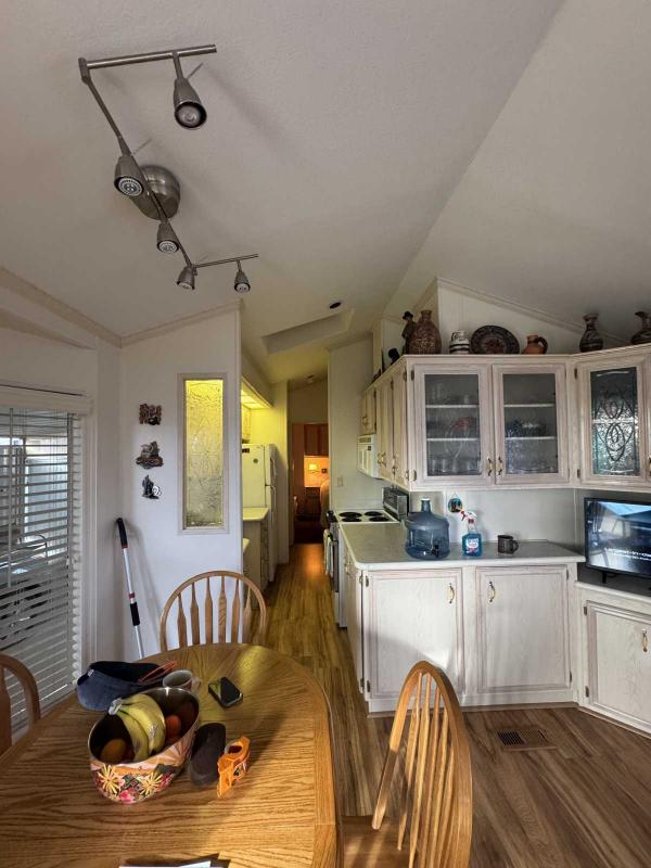 1996 Cavco Mobile Home