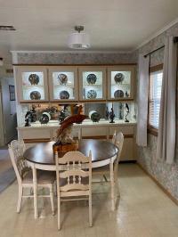 1984 Palm Harbor Manufactured Home