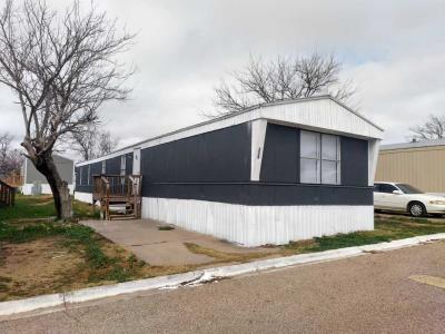 Photo 4 of 11 of home located at 2501 Martin Luther King Dr #612 (Park Office) #521 San Angelo, TX 76903