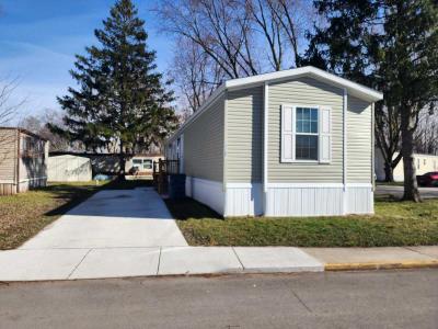 Mobile Home at 3127 Westshore Dr. Lot 98 Bay City, MI 48706