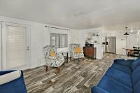 1983 CAVCO Manufactured Home